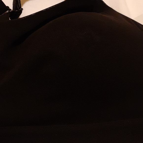 2 Victoria secret sport BRAS - Picture 4 of 8